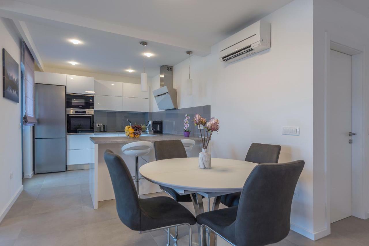 Villa Vid Apartments - Makarska Exklusiv Экстерьер фото